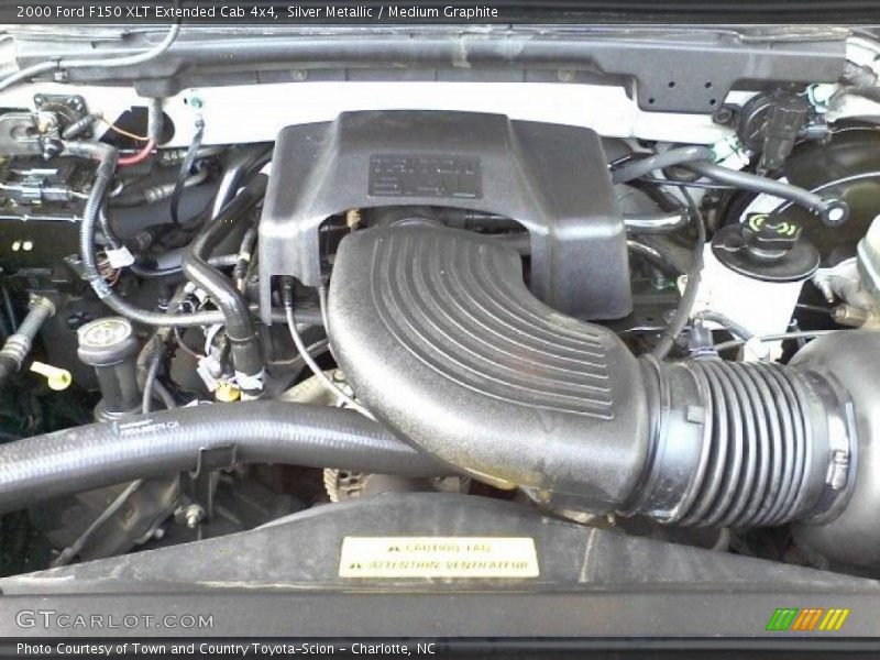 Silver Metallic / Medium Graphite 2000 Ford F150 XLT Extended Cab 4x4