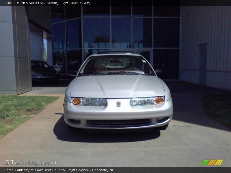 Light Silver / Gray 2000 Saturn S Series SL2 Sedan
