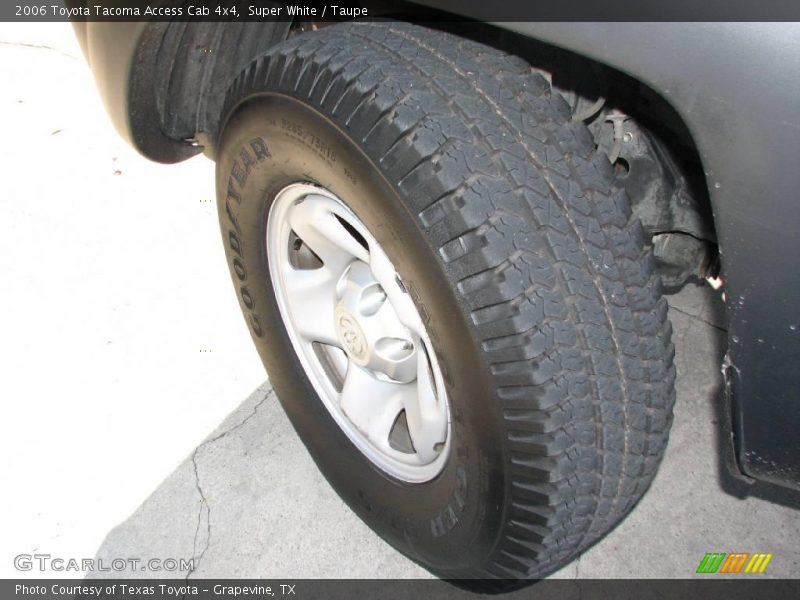 Super White / Taupe 2006 Toyota Tacoma Access Cab 4x4