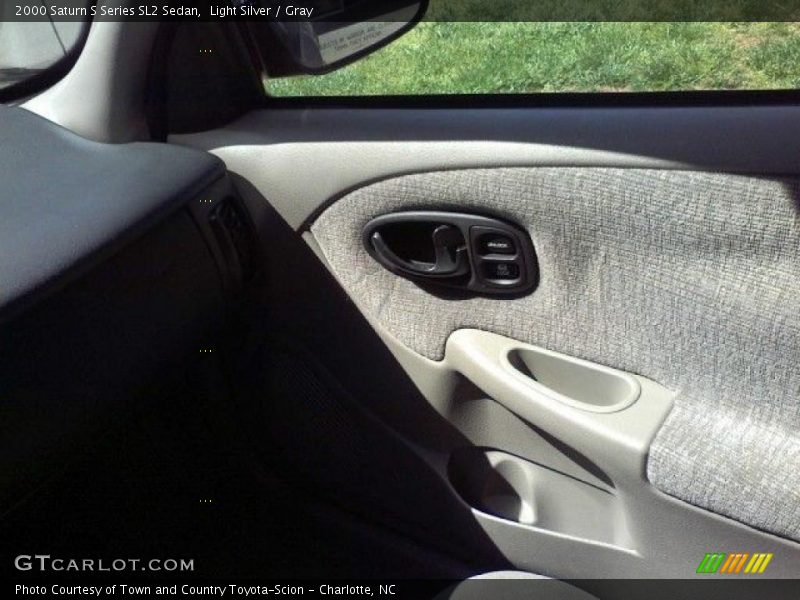 Light Silver / Gray 2000 Saturn S Series SL2 Sedan