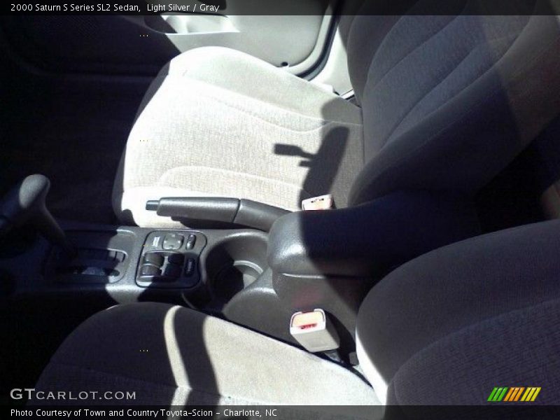 Light Silver / Gray 2000 Saturn S Series SL2 Sedan