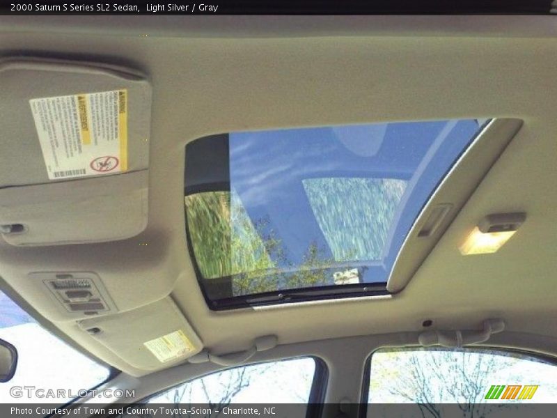 Light Silver / Gray 2000 Saturn S Series SL2 Sedan