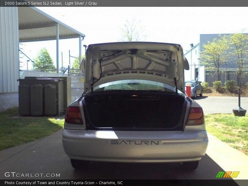 Light Silver / Gray 2000 Saturn S Series SL2 Sedan