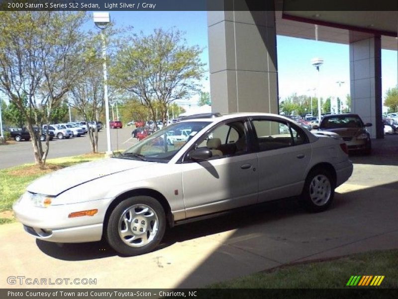 Light Silver / Gray 2000 Saturn S Series SL2 Sedan
