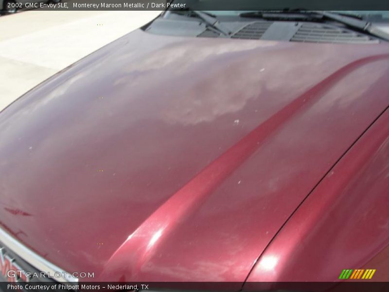 Monterey Maroon Metallic / Dark Pewter 2002 GMC Envoy SLE