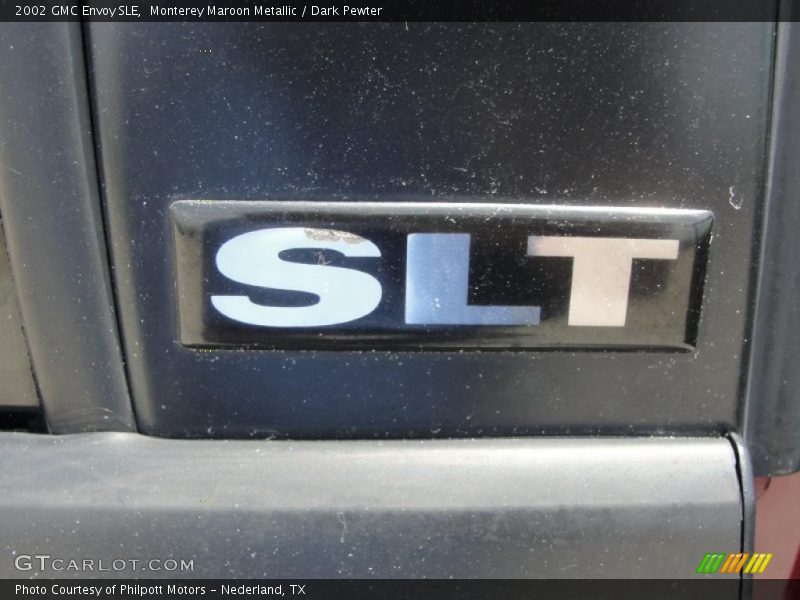 Monterey Maroon Metallic / Dark Pewter 2002 GMC Envoy SLE