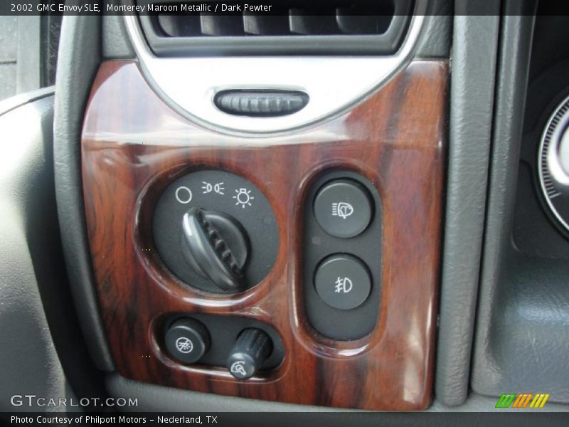 Monterey Maroon Metallic / Dark Pewter 2002 GMC Envoy SLE