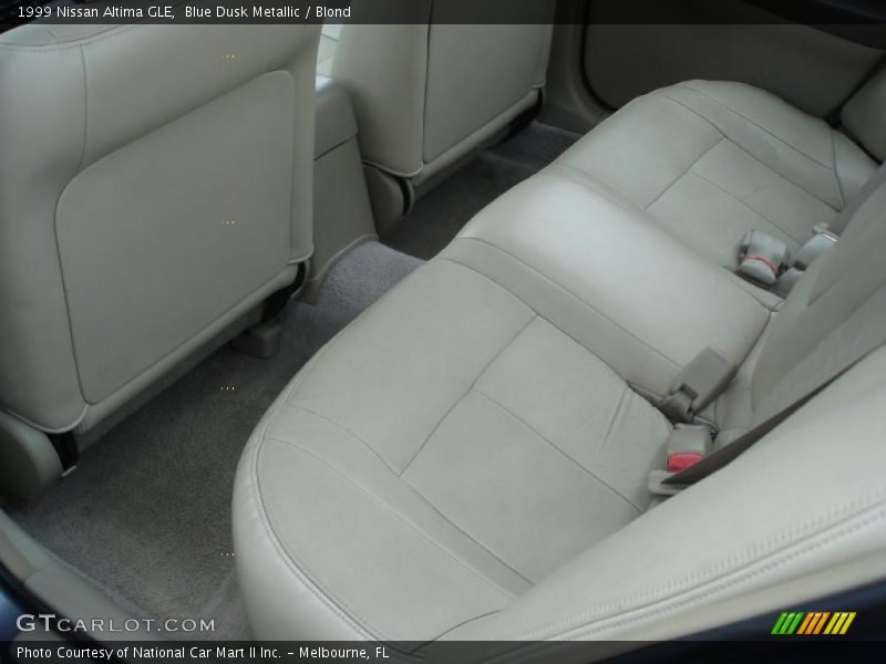 Blue Dusk Metallic / Blond 1999 Nissan Altima GLE