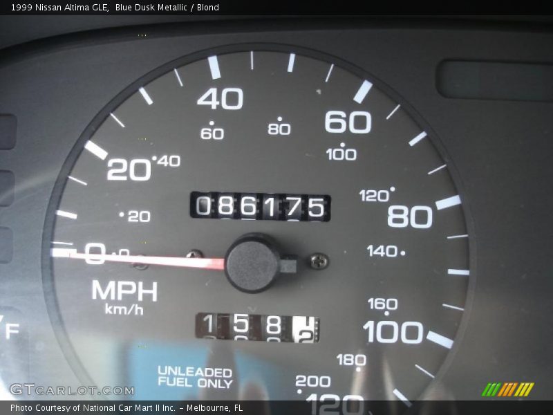 Blue Dusk Metallic / Blond 1999 Nissan Altima GLE