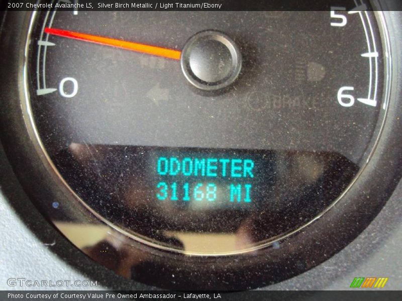 Silver Birch Metallic / Light Titanium/Ebony 2007 Chevrolet Avalanche LS