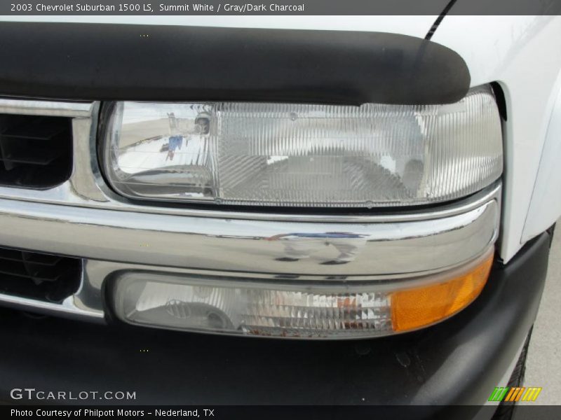 Summit White / Gray/Dark Charcoal 2003 Chevrolet Suburban 1500 LS