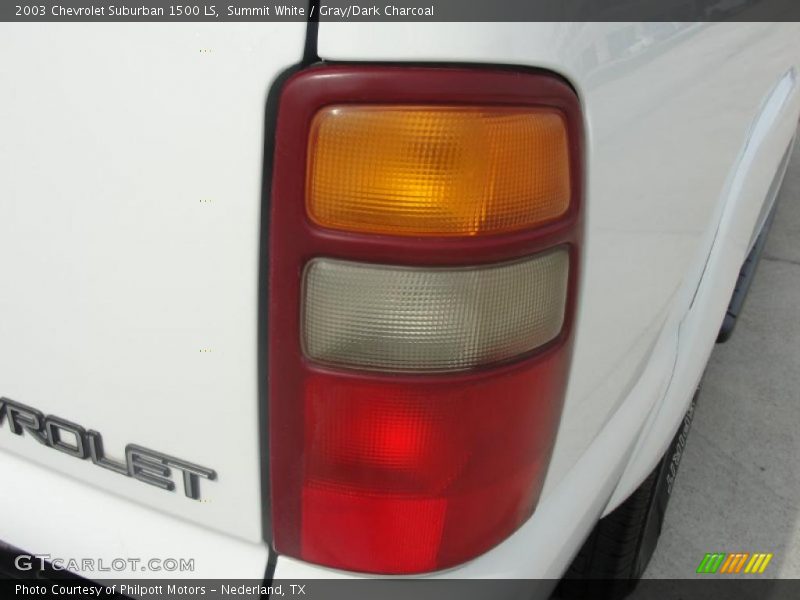 Summit White / Gray/Dark Charcoal 2003 Chevrolet Suburban 1500 LS