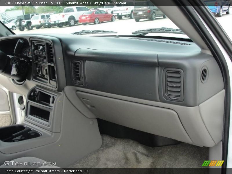 Summit White / Gray/Dark Charcoal 2003 Chevrolet Suburban 1500 LS