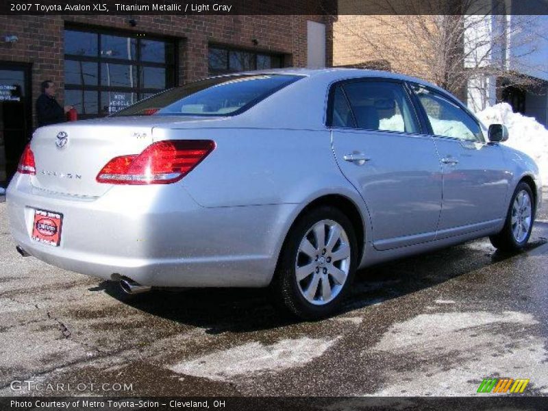 Titanium Metallic / Light Gray 2007 Toyota Avalon XLS