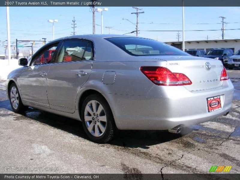 Titanium Metallic / Light Gray 2007 Toyota Avalon XLS