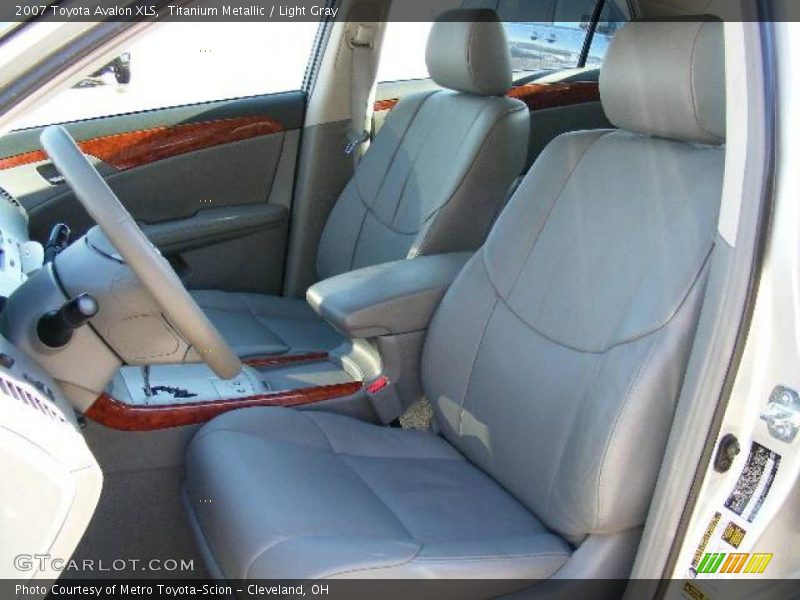 Titanium Metallic / Light Gray 2007 Toyota Avalon XLS