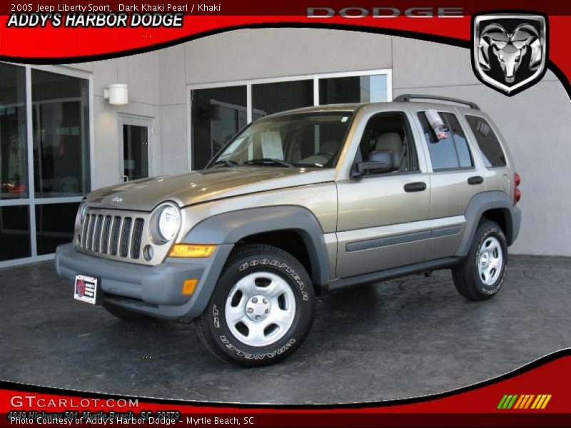 Dark Khaki Pearl / Khaki 2005 Jeep Liberty Sport