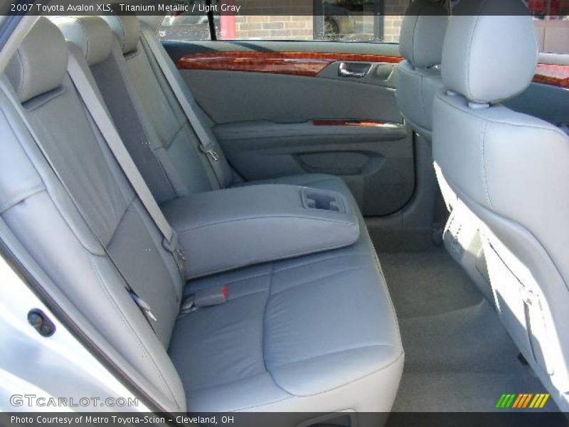 Titanium Metallic / Light Gray 2007 Toyota Avalon XLS