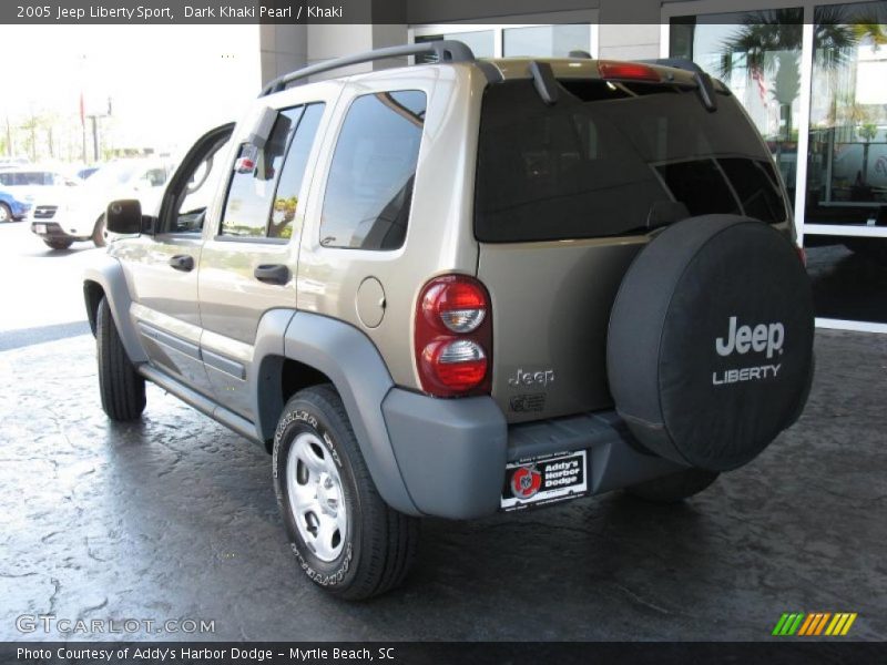 Dark Khaki Pearl / Khaki 2005 Jeep Liberty Sport