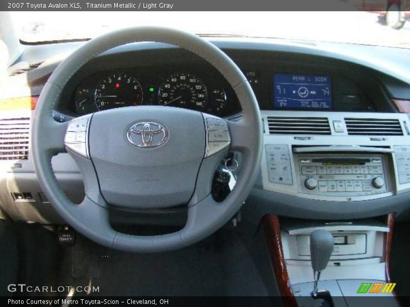Titanium Metallic / Light Gray 2007 Toyota Avalon XLS