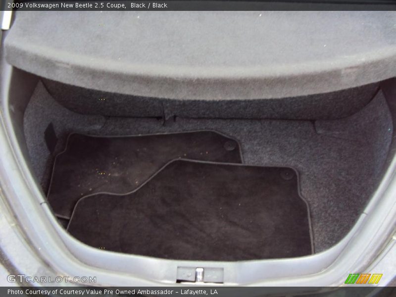 Black / Black 2009 Volkswagen New Beetle 2.5 Coupe