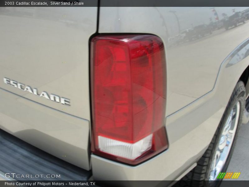 Silver Sand / Shale 2003 Cadillac Escalade