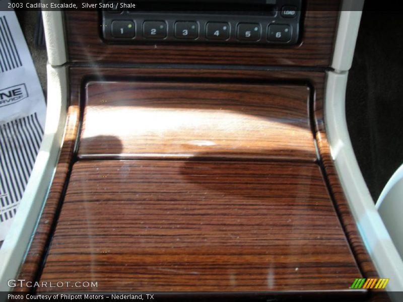 Silver Sand / Shale 2003 Cadillac Escalade