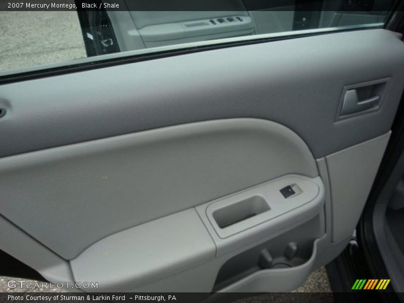 Black / Shale 2007 Mercury Montego