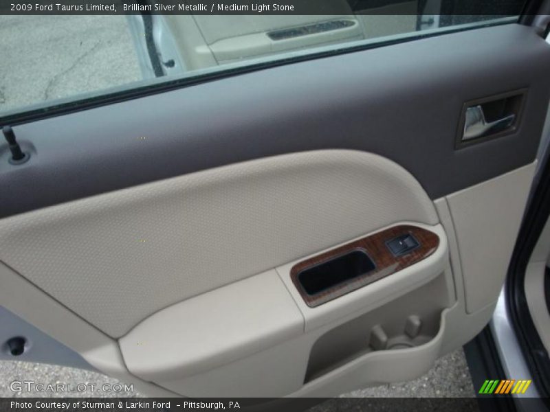 Brilliant Silver Metallic / Medium Light Stone 2009 Ford Taurus Limited