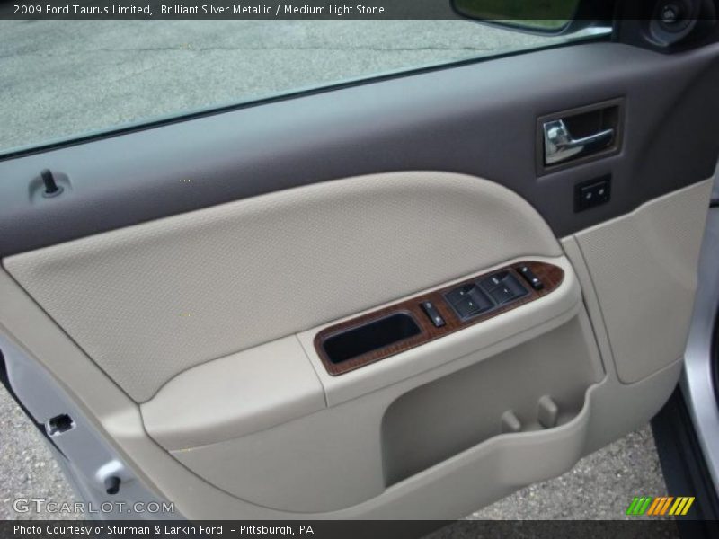 Brilliant Silver Metallic / Medium Light Stone 2009 Ford Taurus Limited