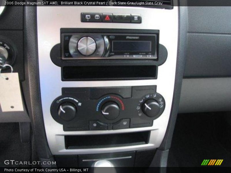 Brilliant Black Crystal Pearl / Dark Slate Gray/Light Slate Gray 2006 Dodge Magnum SXT AWD
