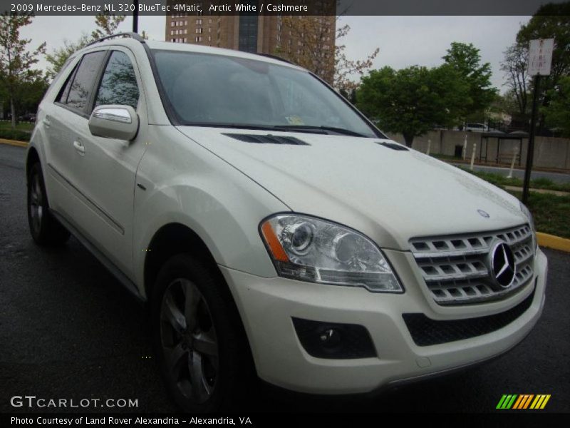 Arctic White / Cashmere 2009 Mercedes-Benz ML 320 BlueTec 4Matic