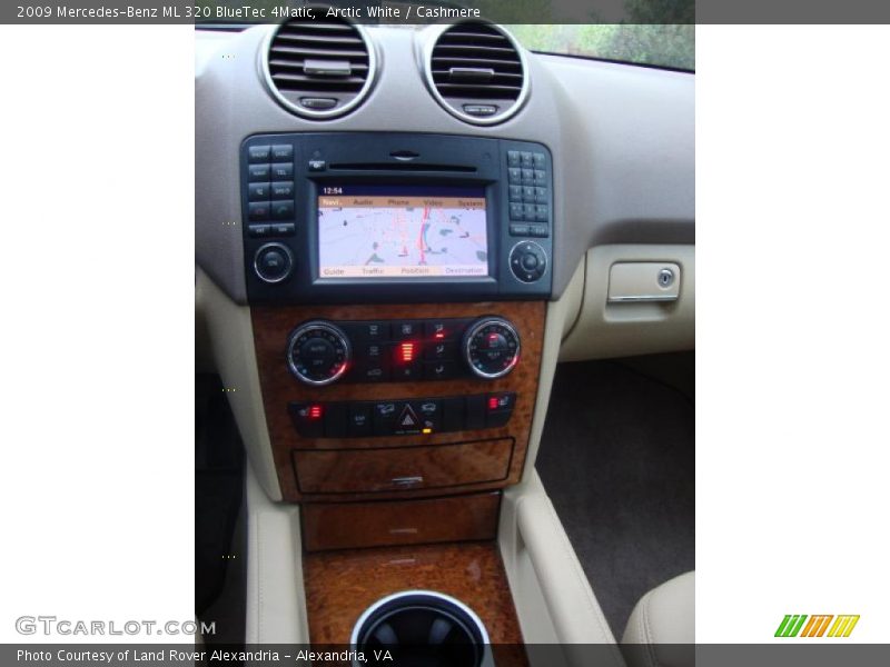 Arctic White / Cashmere 2009 Mercedes-Benz ML 320 BlueTec 4Matic