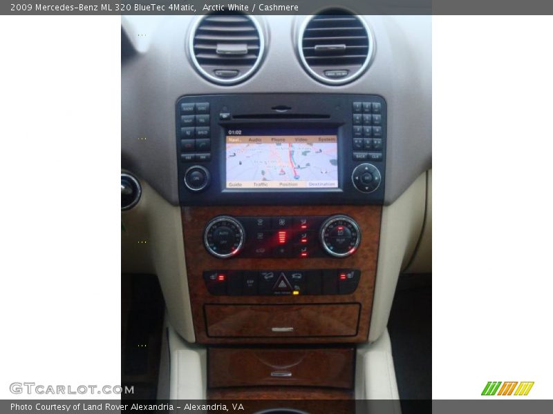 Arctic White / Cashmere 2009 Mercedes-Benz ML 320 BlueTec 4Matic