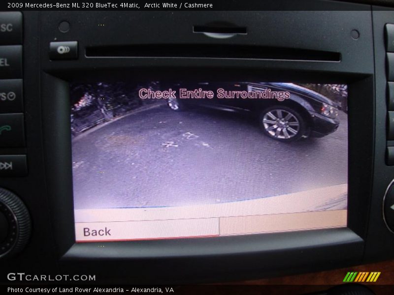 Arctic White / Cashmere 2009 Mercedes-Benz ML 320 BlueTec 4Matic