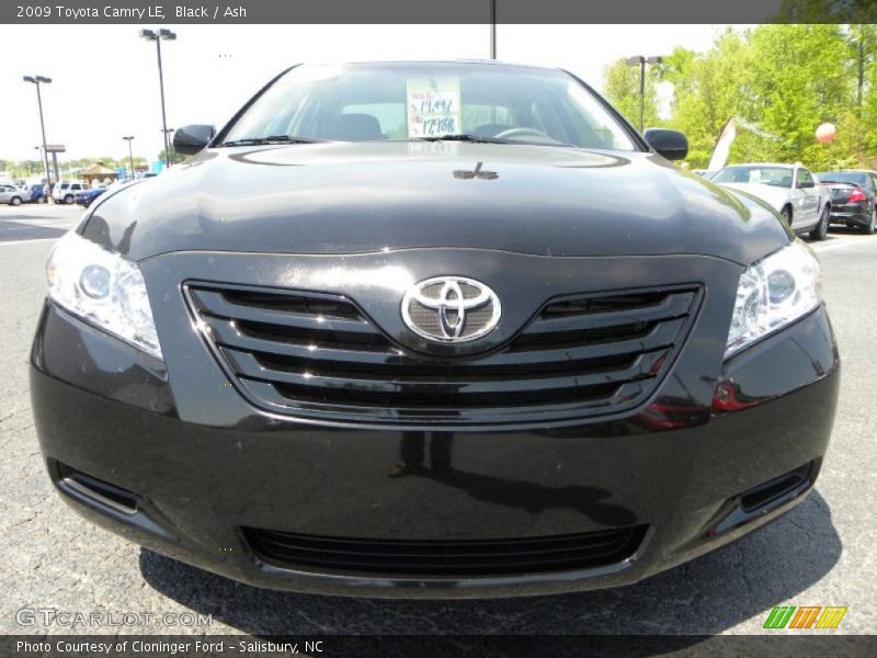 Black / Ash 2009 Toyota Camry LE