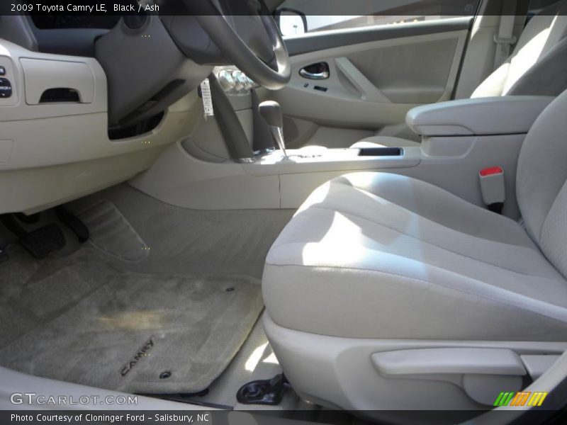 Black / Ash 2009 Toyota Camry LE