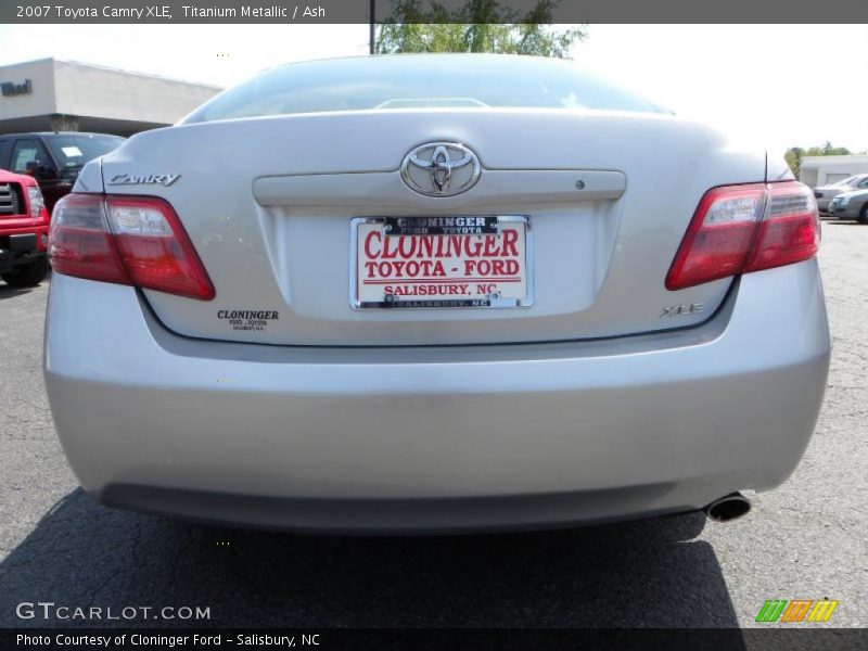 Titanium Metallic / Ash 2007 Toyota Camry XLE