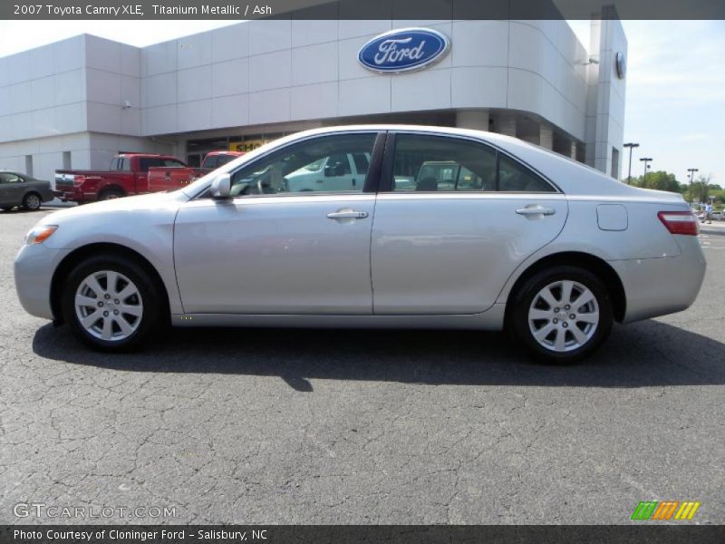 Titanium Metallic / Ash 2007 Toyota Camry XLE