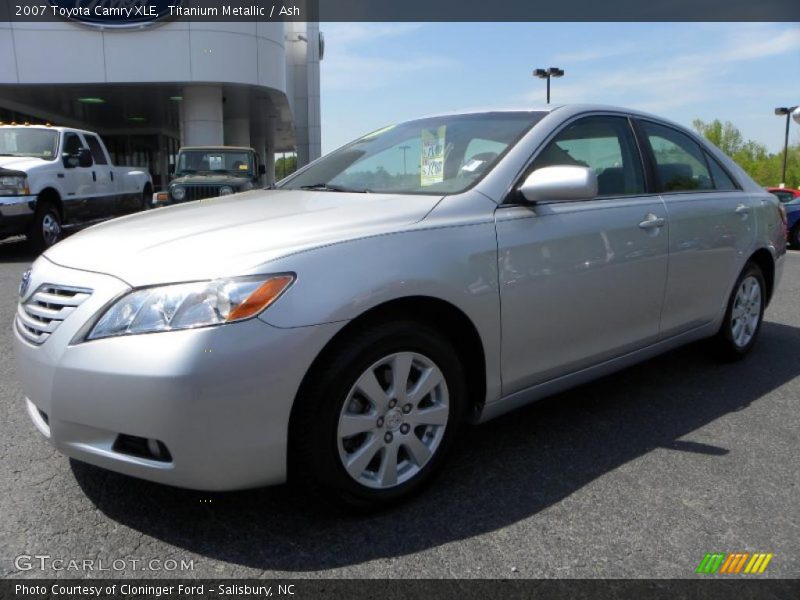 Titanium Metallic / Ash 2007 Toyota Camry XLE