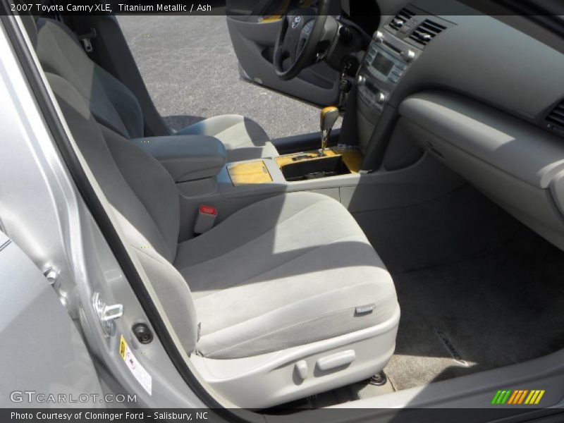 Titanium Metallic / Ash 2007 Toyota Camry XLE