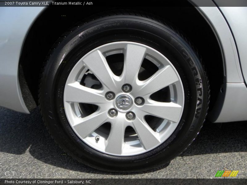 Titanium Metallic / Ash 2007 Toyota Camry XLE