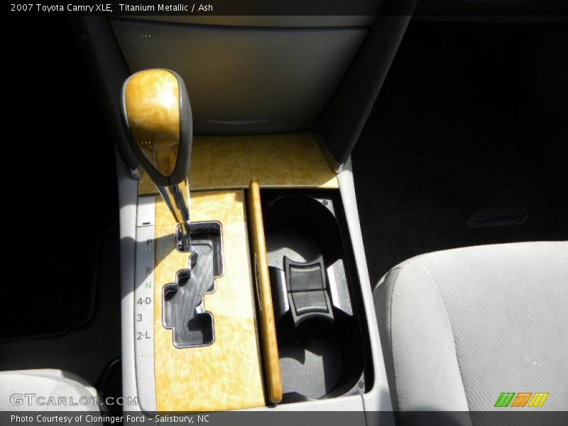 Titanium Metallic / Ash 2007 Toyota Camry XLE
