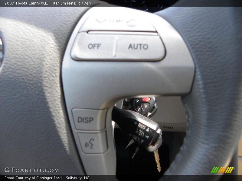 Titanium Metallic / Ash 2007 Toyota Camry XLE