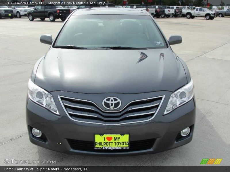 Magnetic Gray Metallic / Ash Gray 2010 Toyota Camry XLE