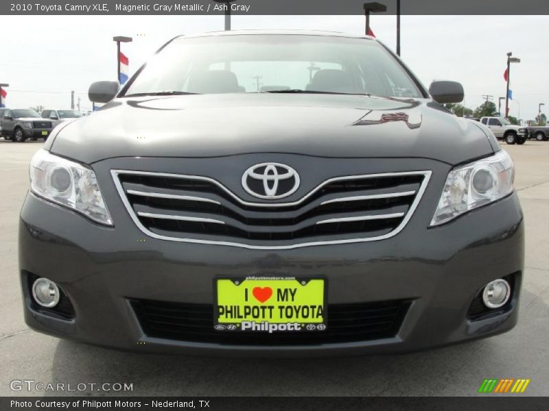 Magnetic Gray Metallic / Ash Gray 2010 Toyota Camry XLE