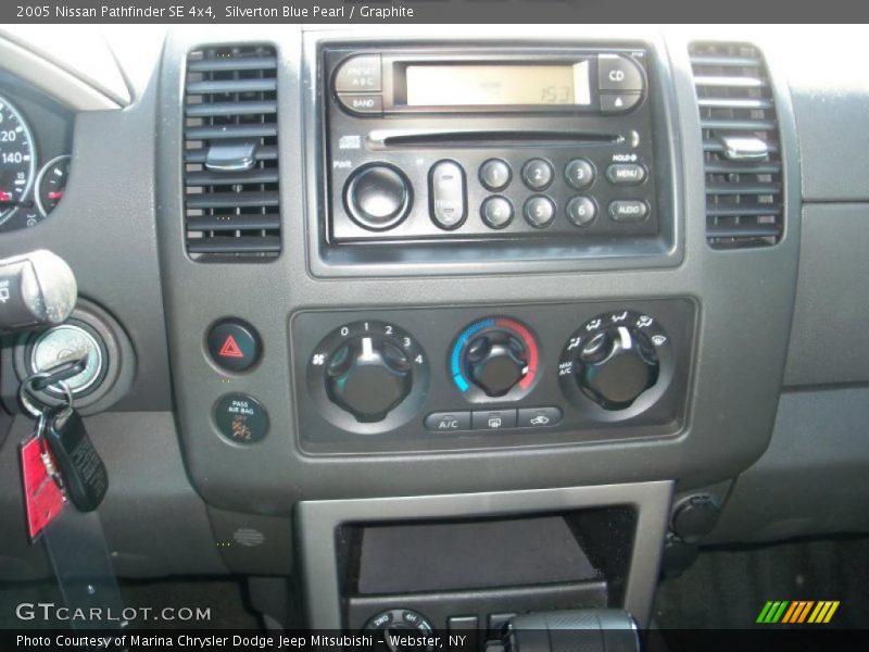 Silverton Blue Pearl / Graphite 2005 Nissan Pathfinder SE 4x4