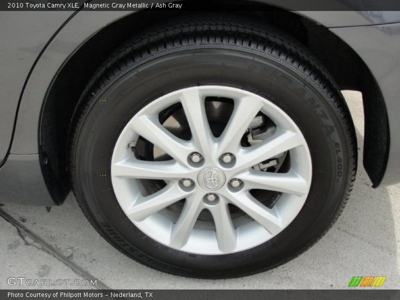Magnetic Gray Metallic / Ash Gray 2010 Toyota Camry XLE