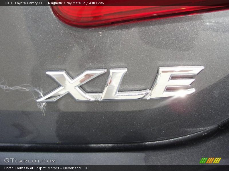 Magnetic Gray Metallic / Ash Gray 2010 Toyota Camry XLE
