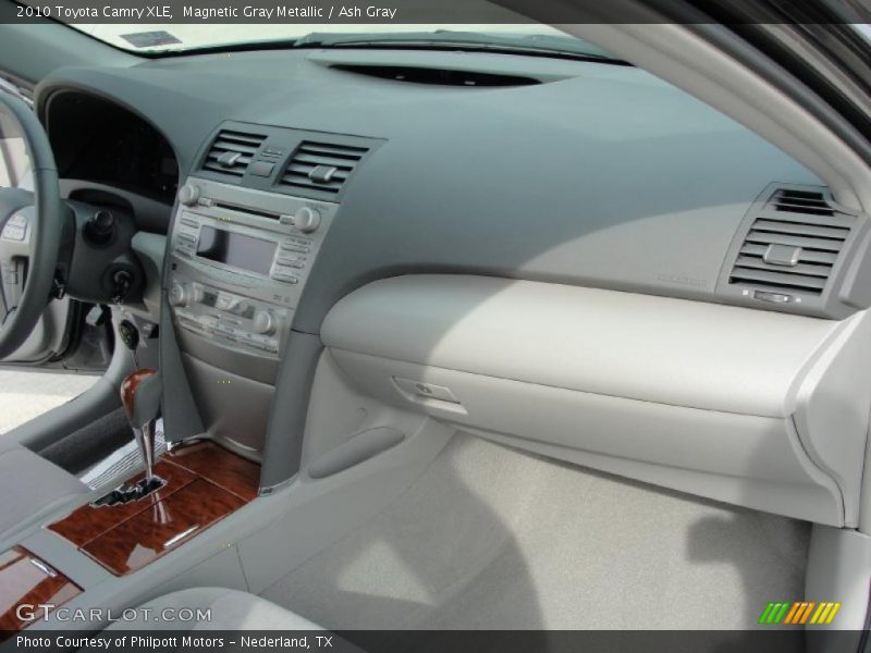 Magnetic Gray Metallic / Ash Gray 2010 Toyota Camry XLE